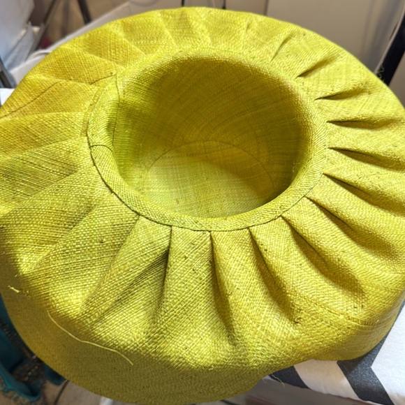 Rosebud Hats Lime Hat • Excellent - Picture 8 of 11